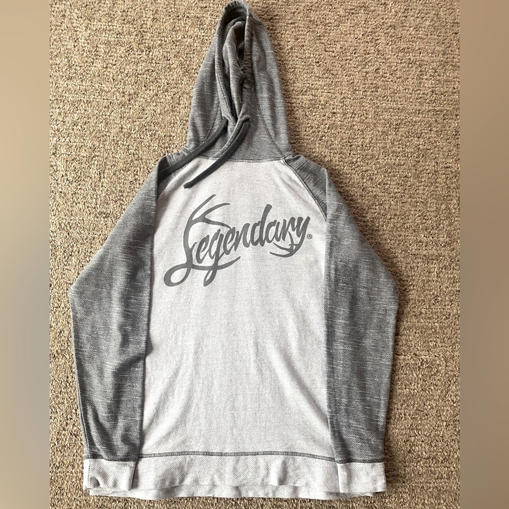Legendary Whitetails womens lightweight hoodie shirt Size S M L